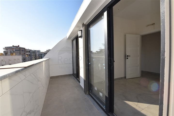 Трёхкомнатный пентхаус в районе Махмутлар