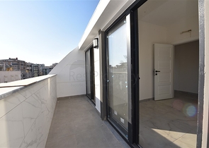 Трёхкомнатный пентхаус в районе Махмутлар