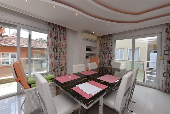 Пентхаус 4+1 в центре Аланьи