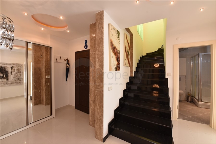 Пентхаус 4+1 в центре Аланьи