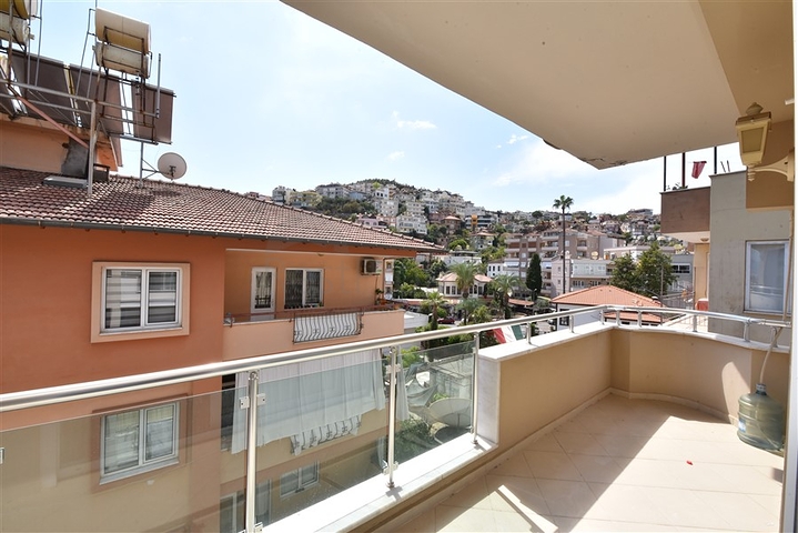 Пентхаус 4+1 в центре Аланьи