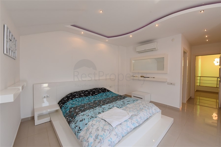 Пентхаус 4+1 в центре Аланьи