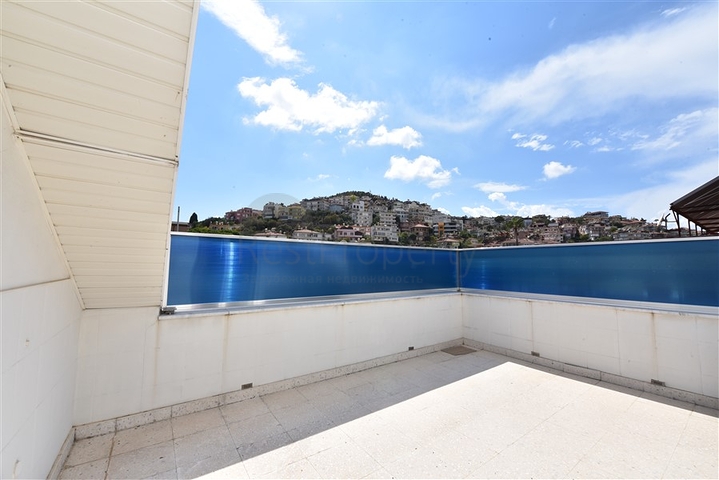 Пентхаус 4+1 в центре Аланьи