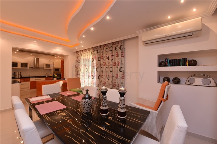 Пентхаус 4+1 в центре Аланьи