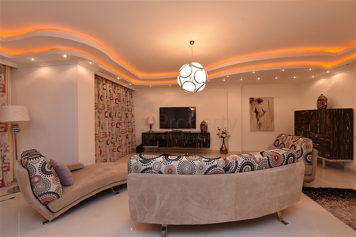 Пентхаус 4+1 в центре Аланьи