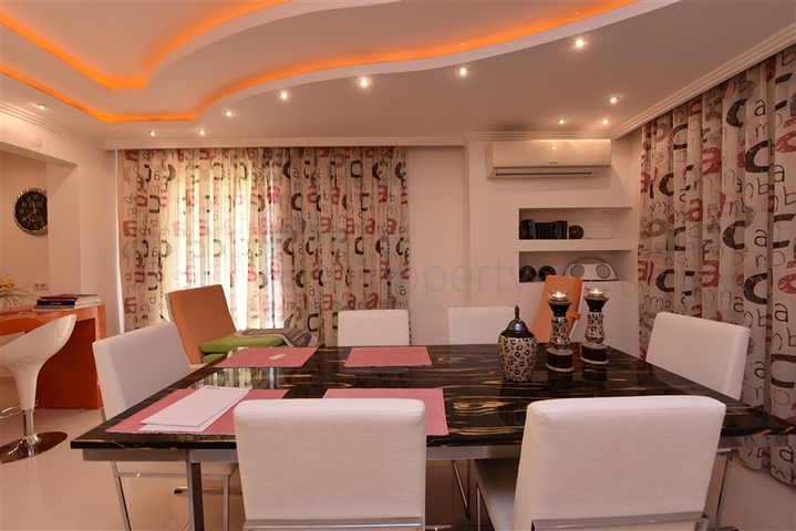 Пентхаус 4+1 в центре Аланьи