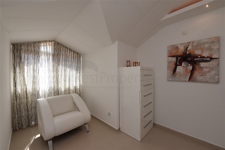 Пентхаус 4+1 в центре Аланьи