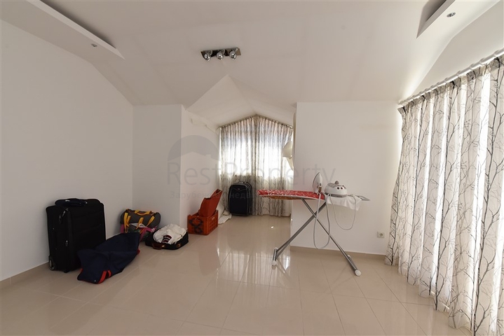 Пентхаус 4+1 в центре Аланьи