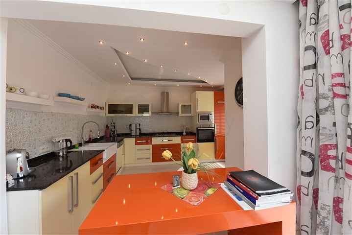 Пентхаус 4+1 в центре Аланьи