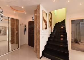 Пентхаус 4+1 в центре Аланьи