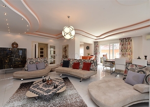 Пентхаус 4+1 в центре Аланьи