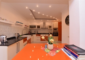 Пентхаус 4+1 в центре Аланьи