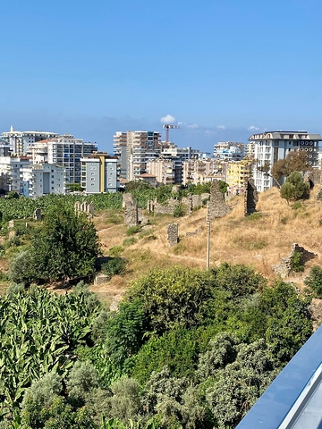 Квартира 1+1 в дизайнерском оформлении 