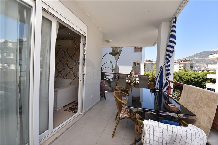 Меблированная квартира 1+1 в районе Оба