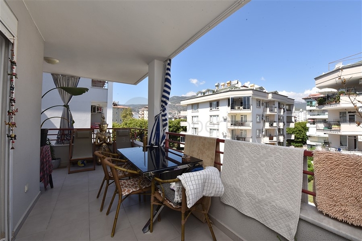 Меблированная квартира 1+1 в районе Оба