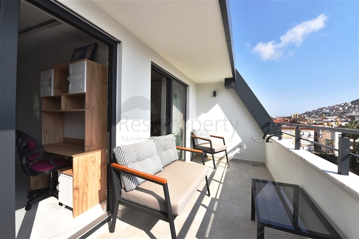 Пентхаус 2+1 на аренду в районе пляжа Клеопатры