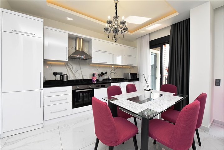 Пентхаус 2+1 на аренду в районе пляжа Клеопатры