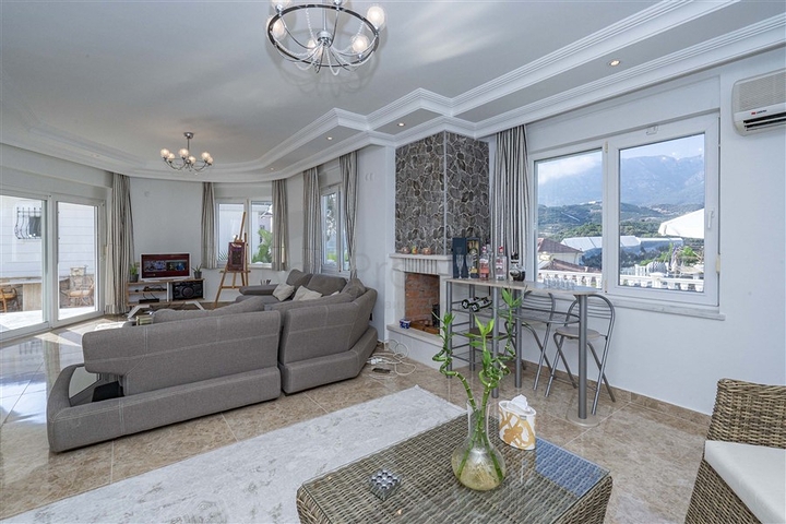 Двухэтажная вилла 3+1 с видом на море