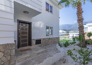 Двухэтажная вилла 3+1 с видом на море