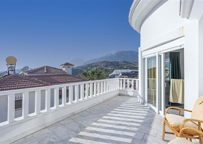 Двухэтажная вилла 3+1 с видом на море