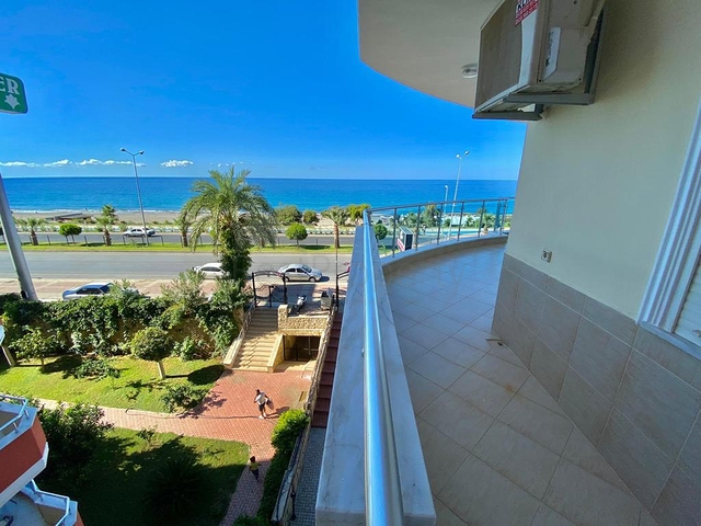 Квартира планировки 2+1 в 50 метрах от моря