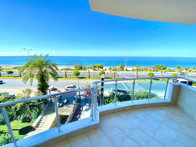 Квартира планировки 2+1 в 50 метрах от моря