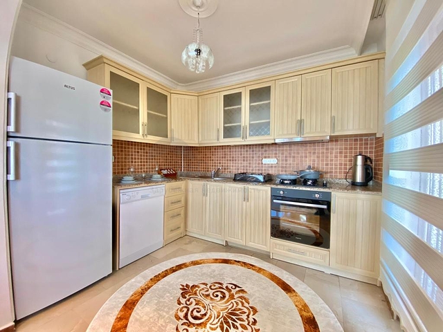 Квартира планировки 2+1 в 50 метрах от моря