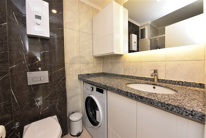 Двухкомнатная квартира с мебелью