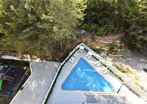 Двухкомнатная квартира с мебелью