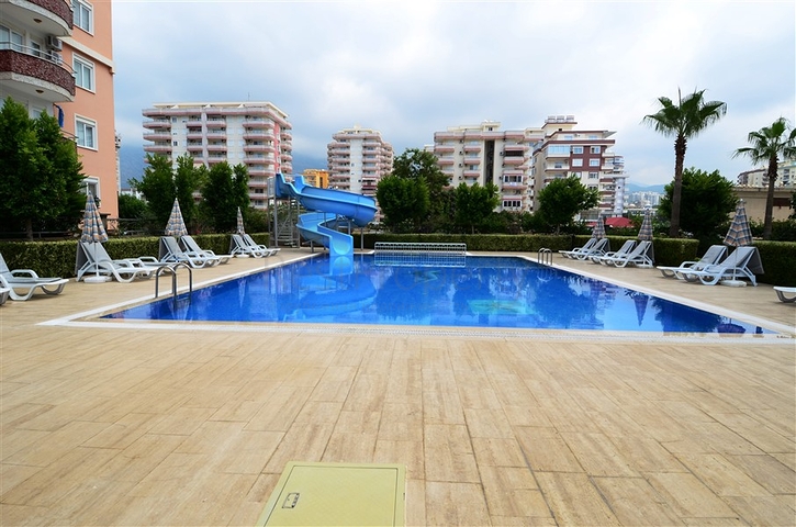 Трехкомнатная квартира в 100 метрах от моря