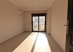 Трехкомнатная квартира в 100 метрах от моря