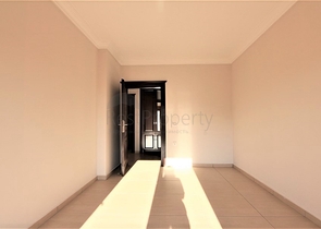 Трехкомнатная квартира в 100 метрах от моря