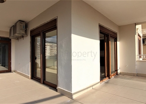 Трехкомнатная квартира в 100 метрах от моря