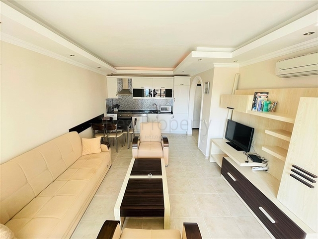 Меблированная квартира планировки 1+1 в 200 метрах от моря