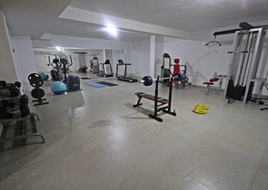 Меблированная квартира планировки 1+1 в 200 метрах от моря