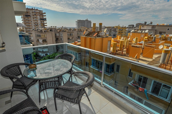 Меблированная квартира планировки 1+1