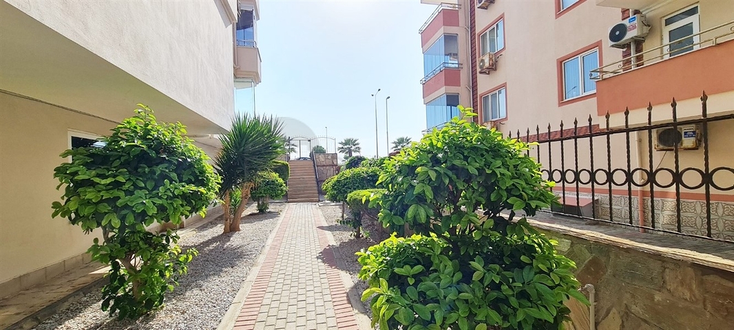 Меблированная квартира 2+1 в 50 метрах от моря