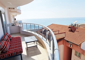 Меблированная квартира 2+1 в 50 метрах от моря