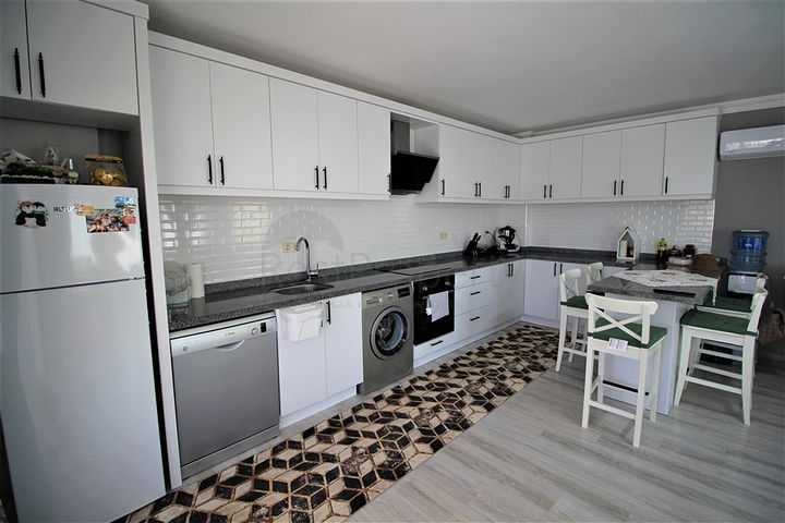 Меблированная вилла планировки 2+1