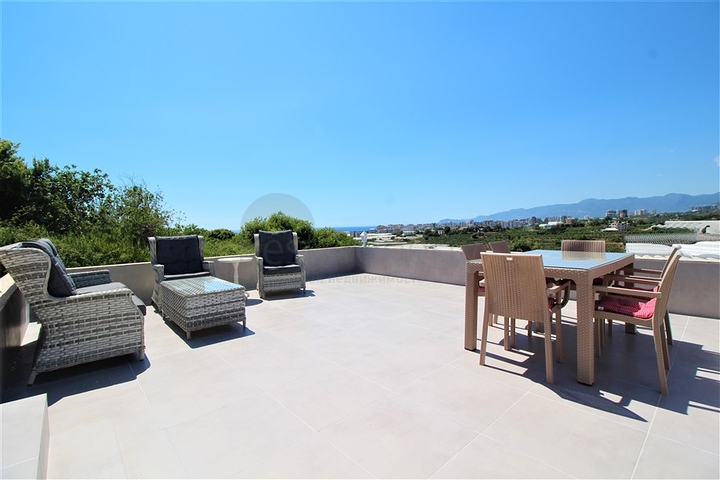 Меблированная вилла планировки 2+1