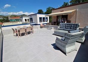 Меблированная вилла планировки 2+1