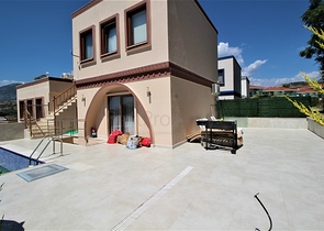 Меблированная вилла планировки 2+1