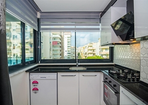 Меблированная квартира планировки 2+1 в районе Махмутлар