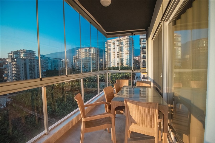 Трехкомнатная квартира в районе Махмутлар в 500 метрах от моря