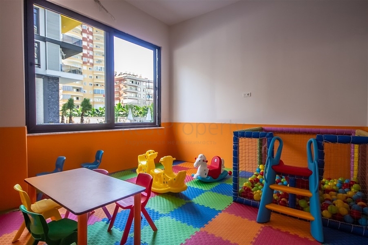 Трехкомнатная квартира в районе Махмутлар в 500 метрах от моря