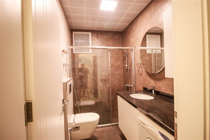 Трехкомнатная квартира в районе Махмутлар в 500 метрах от моря