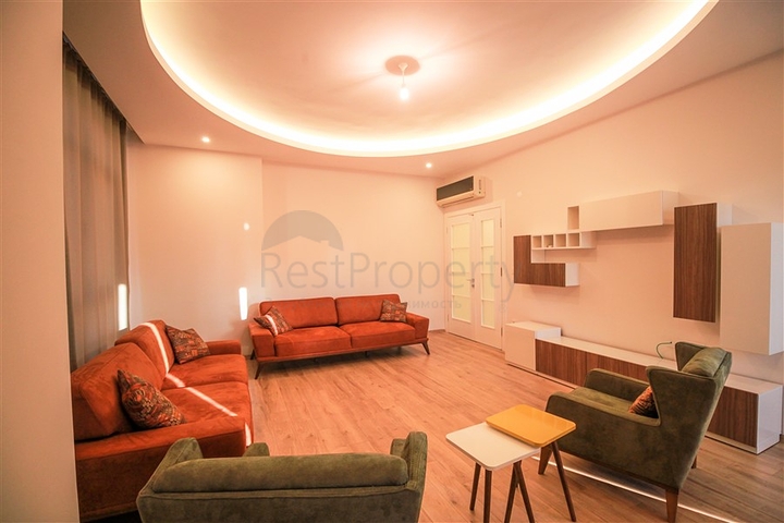 Трехкомнатная квартира в районе Махмутлар в 500 метрах от моря