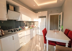 Трехкомнатная квартира в районе Махмутлар в 500 метрах от моря