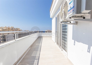 Меблированный пентхаус планировки 3+1