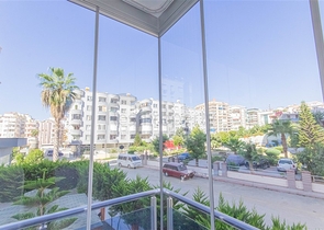 Трехкомнатная квартира в районе Махмутлар